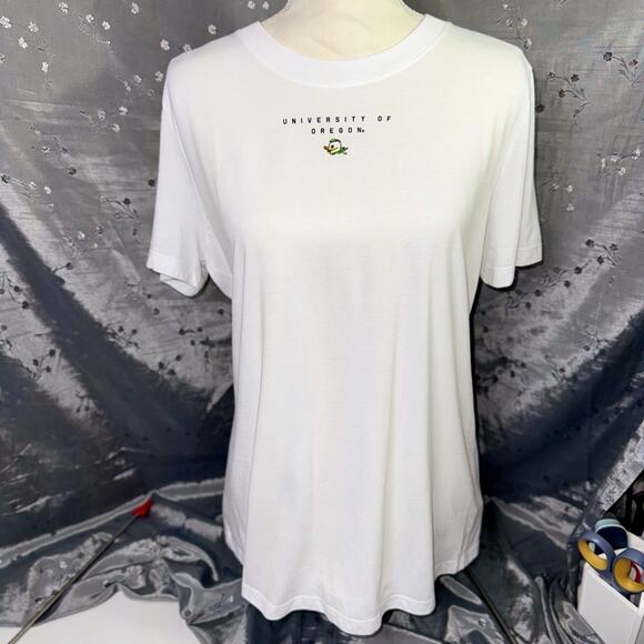 Nike Tee Mighty University Oregon Ducks Women XL White Double Side Puddles Shirt - Picture 2 of 6